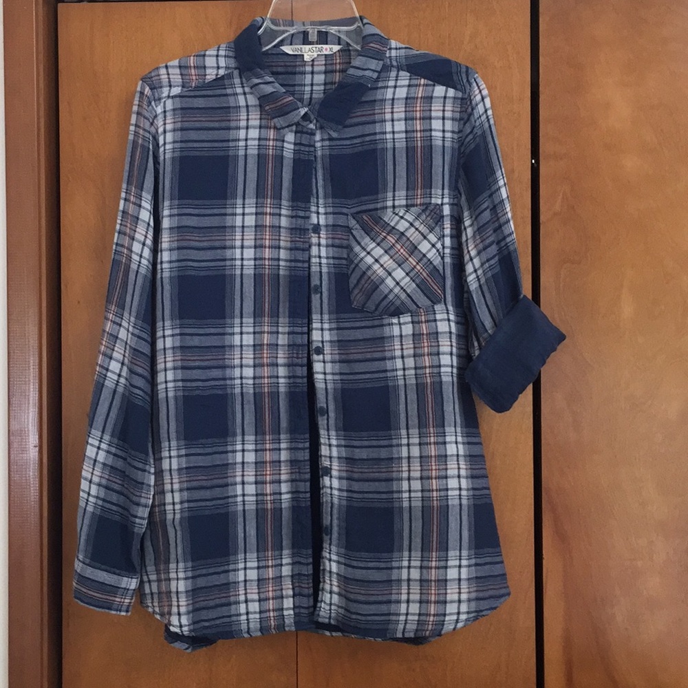 Teal, brown and off white blouse. Gorgeous color!